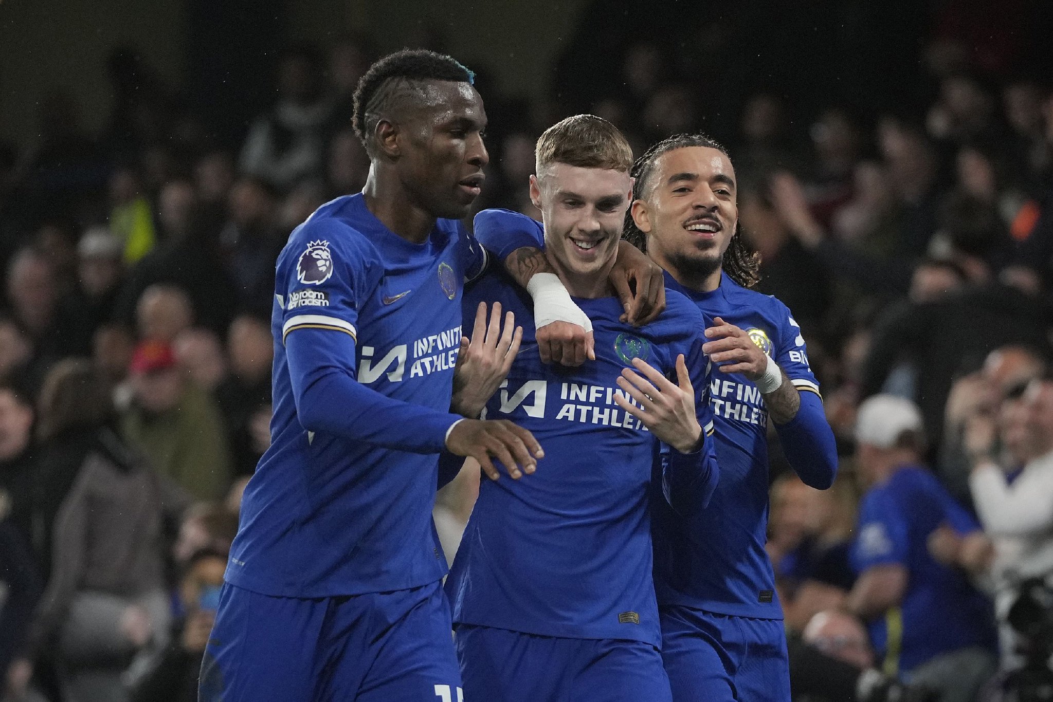 莎拉波娃在切尔西比赛中绝杀，回归赛场引发热议！