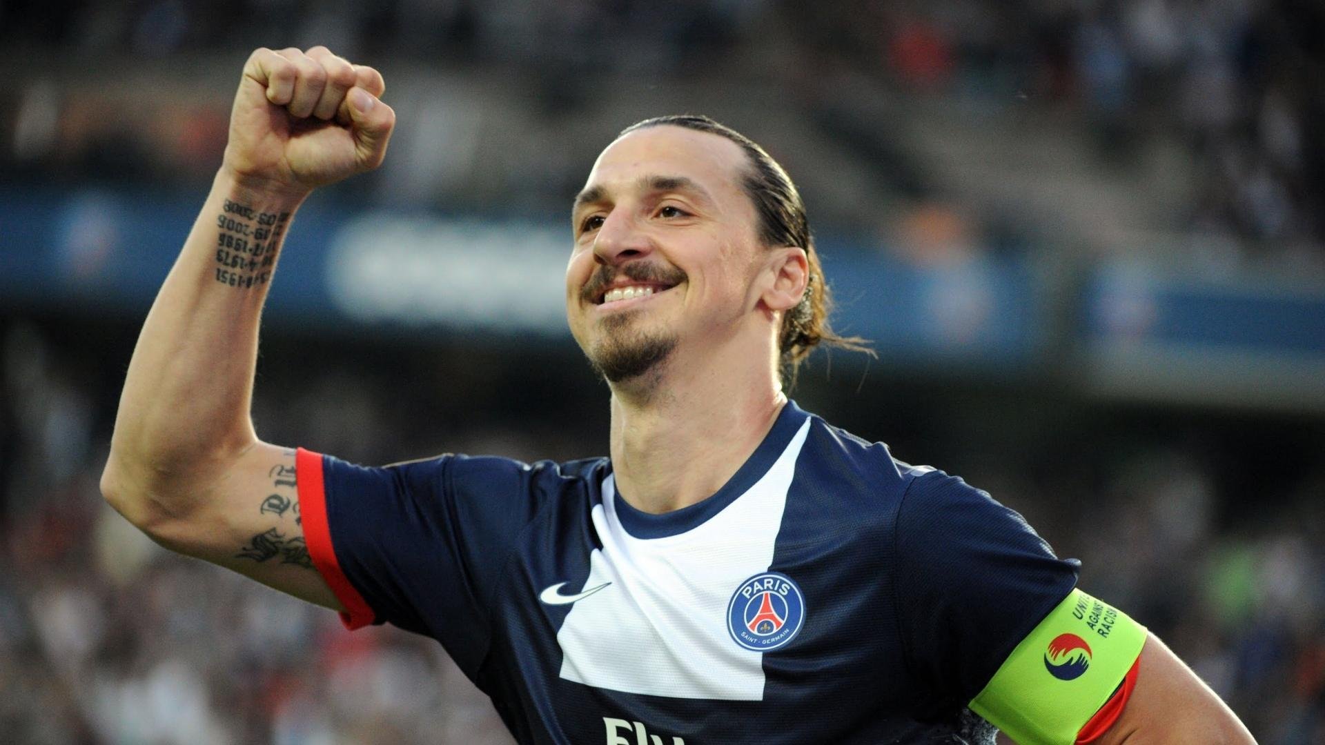 穆古鲁扎赛事官方发布关键助攻新规，MAD争议不断！——新规则背后的风云变幻